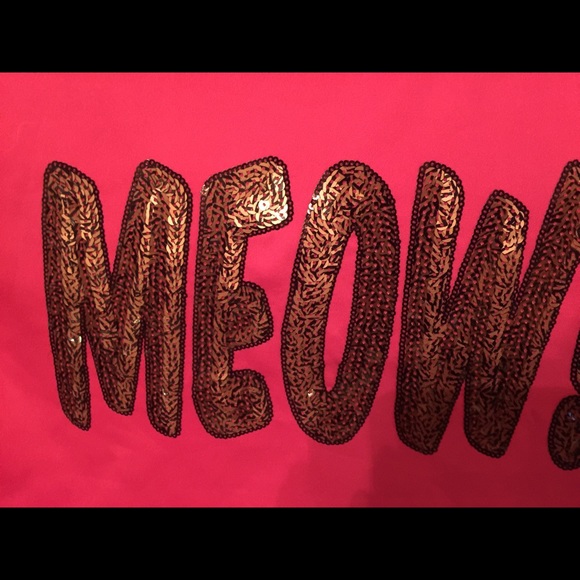 🐱🐈Juicy Couture “Meow” Pink Sweater Medium🐈🐱 - Picture 3 of 4